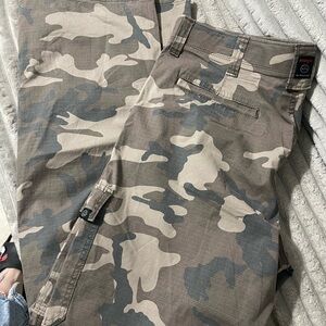 Wrangler Camouflage Cargo Pants